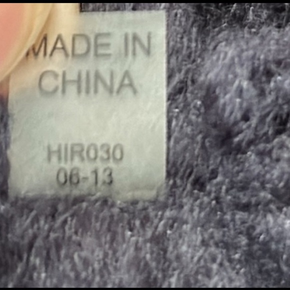 Tory Burch New Shearling Textured Patent Leather & Mini Wallet - Picture 14 of 16